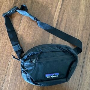 Patagonia Ultralight Black Hole® Mini Hip Pack 1L
